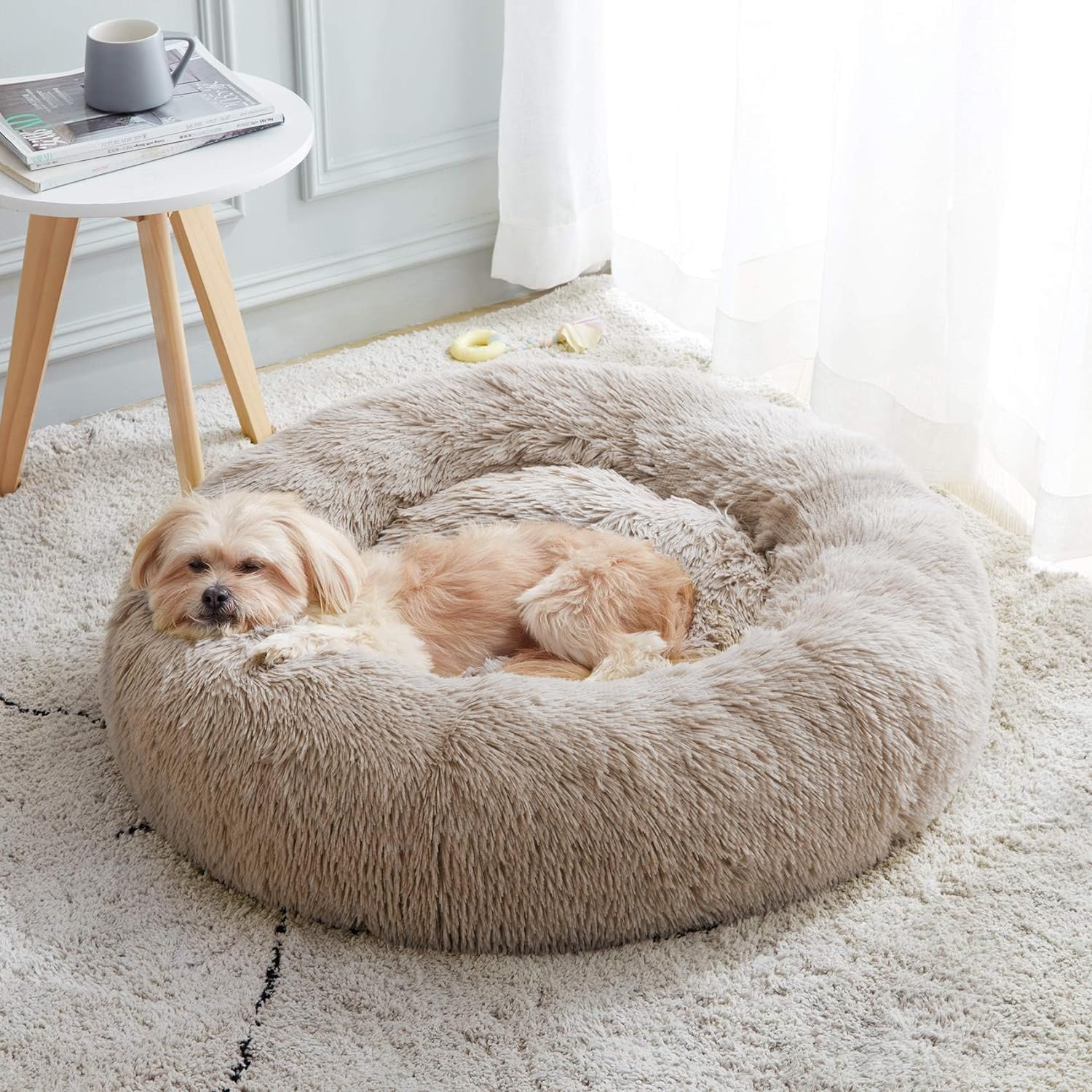 Plushy Round Pet Bed